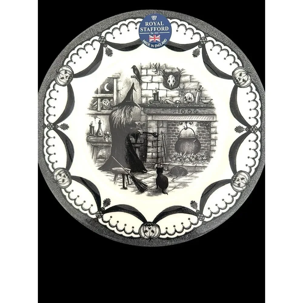 4 Royal Stafford Spookeyville Witches Home Black Cat 8.5” Salad Plates NWT
